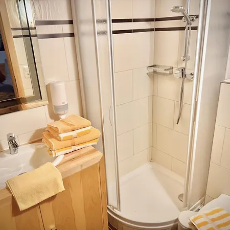 Rafting Camp Venkovský dům *