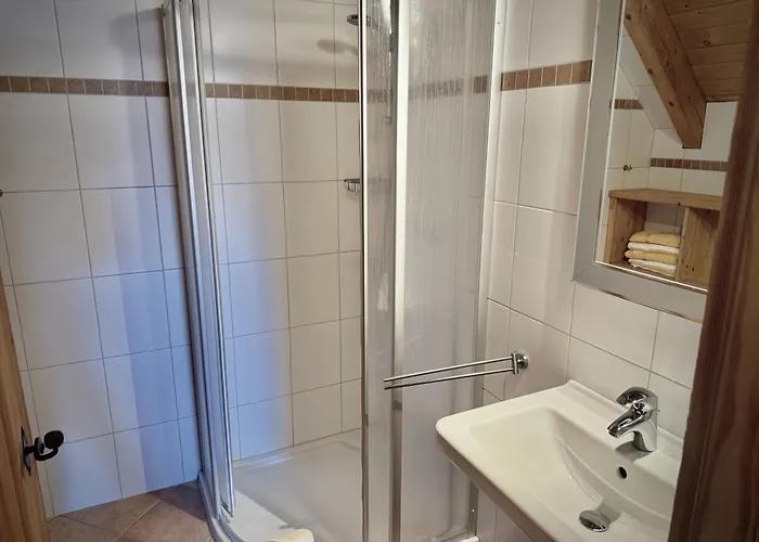 乡村民宿 Rafting Camp *