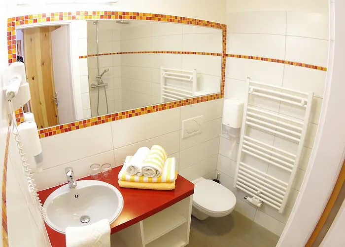 Kır Evi Rafting Camp *